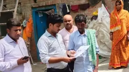 सिसवन: सिसवन मतदाता सूची के कार्यों का अधिकारियों ने किया निरीक्षण