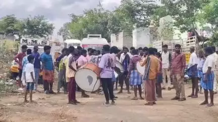 தேன்கனிகோட்டை: மாவனட்டியில் 13 வயது சிறுவன் கடத்தி கொலை செய்யப்பட்ட வழக்கில் இரு வாலிபர்களுக்கு உதவிய சிறுமியும் கைது