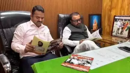 बुलढाणा: मुंबई येथे उपमुख्यमंत्री वैद्यकीय मदत कक्षाला केंद्रीय आरोग्य राज्यमंत्री प्रतापराव जाधव यांनी दिली भेट