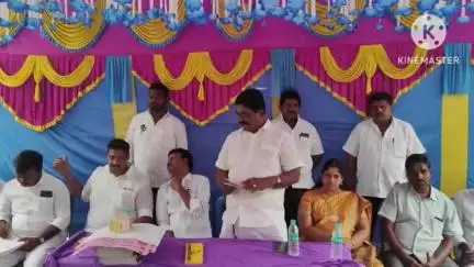 நாட்றாம்பள்ளி: சந்திரபுரம் பகுதியில் ஓரணியில் தமிழ்நாடு உறுப்பினர் சேர்க்கையில் தீவிரமாக ஈடுபட்ட C.N.அண்ணாதுரை MP மற்றும் தேவராஜ் MLA