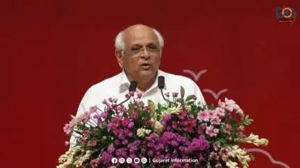 ગામડામાંસ્વચ્છતા-સફાઇ માટે ગામને દર મહિને વ્યક્તિદીઠ જે 4 રૂપિયાની ફાળવણી કરીહતી એઆજથીઆપણે ડબલ કરવા જઈ રહ્યાછીએ:CM શ્રી