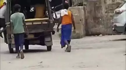 मोकामा: मोकामा रेल थाना क्षेत्र के कन्हायपुर रेलवे हाल्ट पर एक अधेड़ व्यक्ति की ट्रेन से कटकर हुई मौत