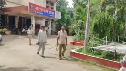 झाझा: झाझा थानाक्षेत्र के दो अलग-अलग स्थानों से फरार दो वारंटियों को झाझा पुलिस ने किया गिरफ्तार