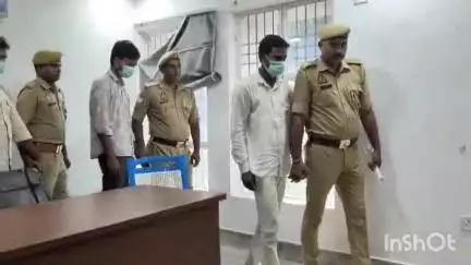 बलरामपुर: थाना महाराजगंज तराई पुलिस ने एक व्यक्ति को बंधक बनाकर झूठा छेड़खानी का आरोप लगाने वाले 3 अभियुक्तों को किया गिरफ्तार