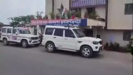 सिलाव: नालंदा थाना पुलिस ने बाजीतपुर गांव से न्यायालय के 3 वारंटियों को किया गिरफ्तार