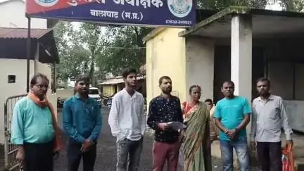 लालबर्रा: जनपद सदस्य भुवनेश्वर रजक ने एफआईआर को बताया झूठा, बालाघाट में पुलिस अधीक्षक से निष्पक्ष जांच की मांग
