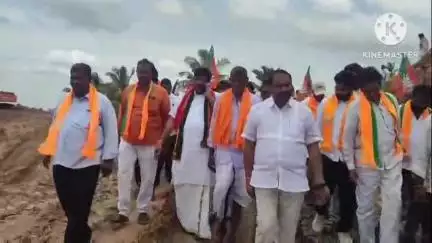 కూసుమంచి: పాలేరు టెన్నల్ పనుల్లో అవకతవకలు టెండర్ ప్రక్రియ లేకుండా పనులు ప్రారంభించడం ఏంటి BJP జిల్లా అధ్యక్షుడు కోటేశ్వరరావు