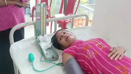 কৈলাশহর: সুমিত ফাউন্ডেশনের 3 বছর পূর্তি উপলক্ষ্যে কৈলাশহর উনকোটি কলাক্ষেত্রে আয়োজিত রক্তদান শিবির, উপস্থিত পৌরপরিষদের চেয়ারপার্সন