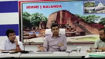 बिहार: लखरावा गांव में अटल कला भवन के निर्माण हेतु जिला प्रशासन ने 2 एकड़ भूमि कराई उपलब्ध