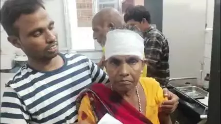 गिरिडीह: खंडिहा में बेटे ने ढलिया देवी को पीटा, सदर अस्पताल में इलाज जारी, थाने में शिकायत दर्ज