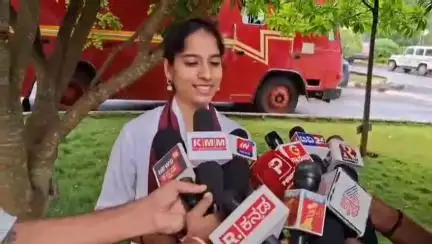 ಬೆಳಗಾವಿ: ನನ್ನ ತಂದೆಯ ಶ್ರಮದಿಂದ ಚಿನ್ನದ ಪದಕ ಪಡೆದಿದ್ದೇನೆ: ನಗರದಲ್ಲಿ ವಿದ್ಯಾರ್ಥಿನಿ ಮಾನವಿ