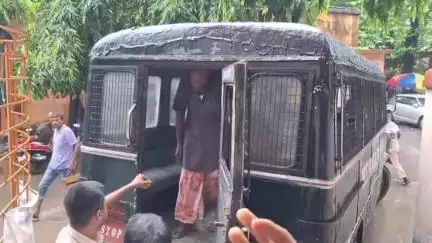 কৃষ্ণনগর ১: কালিগঞ্জে তামান্না খাতুনার খুনের ঘটনায় গ্রেফতার আরও এক, তিন দিনের পুলিশি হেফাজতের নির্দেশ