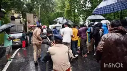 नैनीताल: तल्लीताल में टोल मांगने पर हुआ बवाल, जिला पंचायत सदस्य उम्मीदवार के समर्थकों ने की मारपीट