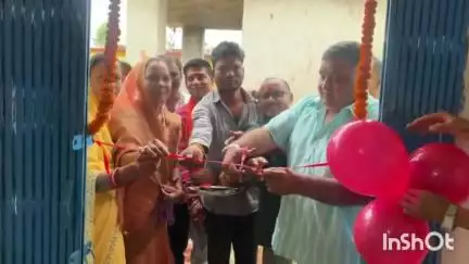 लखनपुर: विधायक राजेश अग्रवाल ने ग्राम तराजू में शासकीय प्राथमिक शाला के नवनिर्मित अतिरिक्त कक्ष का फीता काटकर किया लोकार्पण