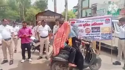 भिवानी: पिछले 6 महीने में भिवानी ट्रैफिक पुलिस ने काटे 28000 से ज्यादा चालान, लोगों को किया जागरूक