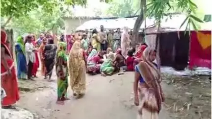 लालगंज: दखिनहा का पुरवा की झाड़ियों में घर से लापता युवक का रक्तरंजित शव मिलने से मचा हड़कंप