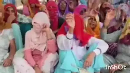 रेवाड़ी: रामगढ़-भगवानपुर में 200 बेड के अस्पताल की मांग को लेकर 18वें दिन भी धरना जारी