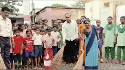 महेशपुर: महेशपुर प्रखंड के शहरग्राम हाईस्कूल में स्वच्छता जागरूकता कार्यक्रम आयोजित, बच्चों ने ली शपथ