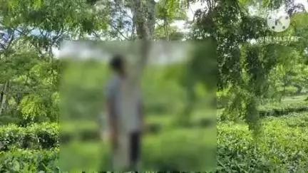 ধর্মনগর: মহেশপুর চা বাগান থেকে উদ্ধার হওয়া যুবকের মৃতদেহ ময়নাতদন্তের পর আত্মীয় পরিজনদের হাতে তুলে দিল কদমতলা থানার পুলিশ