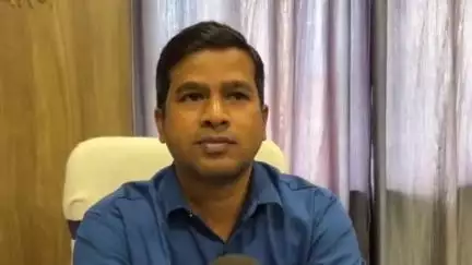 बेतिया: बेतिया में नए जिला शिक्षा पदाधिकारी ने संभाला कार्यभार, शिक्षा सुधार को बताया पहली प्राथमिकता