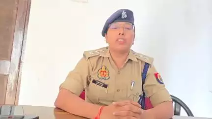 तिलहर: कटरा पुलिस ने हुलास नगला ओवर ब्रिज के पास 79 ग्राम स्मैक के साथ दो तस्करों को पकड़ा, जानकारी दी सीओ ज्योति यादव ने