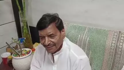 करहल: करहल में पूर्व राज्य मंत्री सुभाष चंद्र यादव के आवास पर पहुंचे शिवपाल सिंह यादव, मीडिया से बात करते हुए दिए कई बड़े बयान