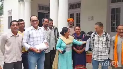 चम्बा: कलेई नाला के मुख्य स्रोत से पानी को लिफ्ट न करने की मांग, ग्रामीणों ने डीसी को सौंपा ज्ञापन
