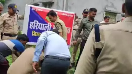 बासोदा: बासौदा देहात थाना परिसर में हरियाली महोत्सव के तहत पौधारोपण, कलेक्टर एसपी रहे मौजूद