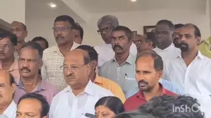 കൊച്ചി: ചെല്ലാനം - കണ്ണമാലി മേഖലയിൽ ടെട്രാപോഡ് കടൽഭിത്തി ഉടൻ പൂർത്തീകരിക്കുമെന്ന് മന്ത്രി റോഷി അഗസ്റ്റിൻ കണ്ണമാലിയിൽ പറഞ്ഞു
