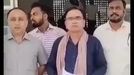 हनुमानगढ़: हनुमानगढ़ में अवैध प्ले स्कूल और कोचिंग सेंटरों पर कार्रवाई की मांग, कलेक्टर को ज्ञापन सौंपकर की कड़ी कार्रवाई की अपील