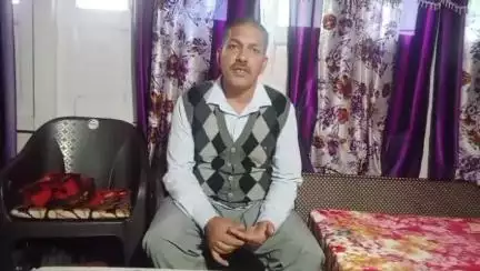 निरमंड: सेब सीजन से पहले निरमण्ड उमण्डल की खस्ताहाल सड़कों की मरम्मत की मांग तेज, जिला परिषद सदस्य पूर्ण ठाकुर