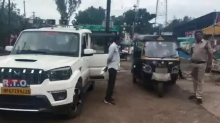 हरदा: कलेक्टर सिद्धार्थ जैन के निर्देश पर बिना फिटनेस संचालित एक स्कूल बस ज़ब्त