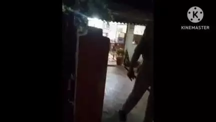 मेजा: मेजारोड चौकी इंचार्ज द्वारा पत्रकार को अपशब्द बोलने का वीडियो सोशल मीडिया पर तेजी से वायरल हो रहा है