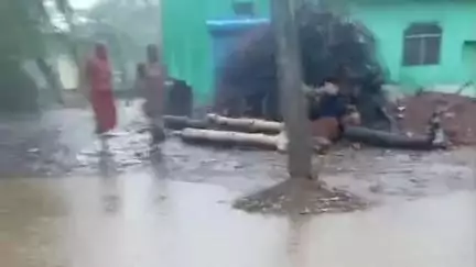 दमोह: नरसिंहपुर, पन्ना, रायसेन व दमोह में भारी बारिश को लेकर मौसम विभाग ने जारी किया अलर्ट; ज़िले में सुबह से हो रही है बारिश