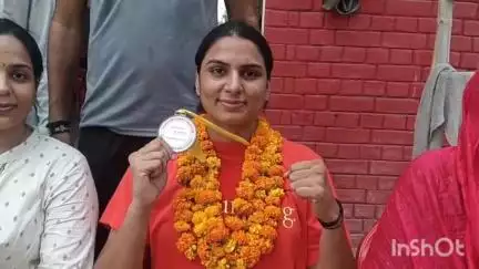 बागपत: बागपत की स्नेहा ने तेलंगाना में हुई बॉक्सिंग चैंपियनशिप में जीता ब्रॉन्ज मेडल