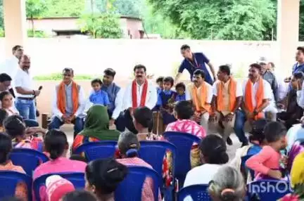 बस्तर: उप मुख्यमंत्री विजय शर्मा ने तीन दिवसीय बस्तर प्रवास के दौरान सड़क मार्ग से बस्तर के पांच जिलों का किया सघन दौरा
