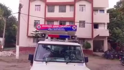 भरगामा : दो देशी कट्टा व जिंदा कारतूस के साथ दो युवक गिरफ्तार