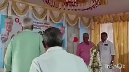 കോഴഞ്ചേരി: കൊടുമണ്ണിൽ ഖാദി നെയ്ത്ത് കേന്ദ്രത്തിന്റെ ഉദ്ഘാടനം ഖാദി ഗ്രാമവ്യവസായ ബോര്‍ഡ് വൈസ് ചെയര്‍മാന്‍ പി. ജയരാജന്‍ നിര്‍വഹിച്ചു