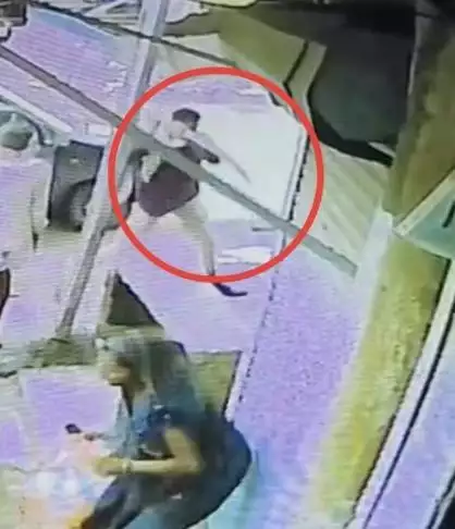 রাজস্থানে রাস্তায় প্রাক্তন প্রেমিকার পেটে তলোয়ার ঢুকিয়ে দিল যুবক, প্রকাশ্যে CCTV ফুটেজ