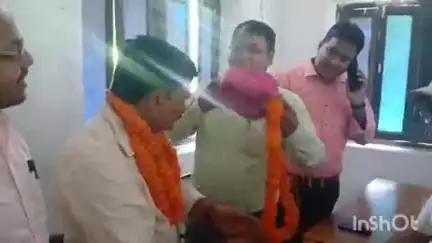 मोहिउद्दीननगर: किसान भवन में स्थानांतरित बीएओ को दी गई विदाई