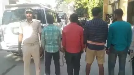 मधेपुरा: अवैध शराब के खिलाफ कार्रवाई, दो गिरफ्तार, एक फरार, तीन शराब पीते पकड़े गए