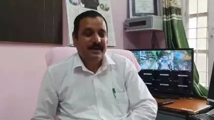 आनी: एक पेड़ माँ के नाम कार्यक्रम का खंड स्तरीय शुभारंभ, कन्या विद्यालय आनी की प्रधानाचार्य डॉ. जवाहर ठाकुर ने दी जानकारी