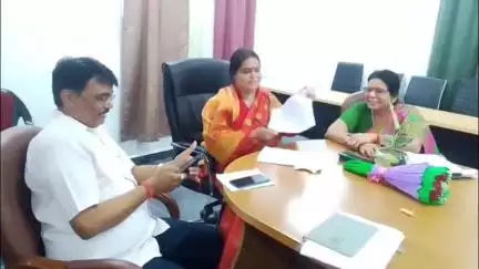 मधुबनी: बिहार राज्य महिला आयोग की अध्यक्ष अप्सरा कुमारी ने सर्किट हाउस में की बैठक