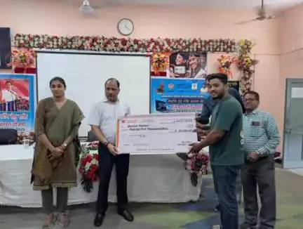 अलीराजपुर: मुख्यमंत्री यादव ने जिले के 146 छात्र-छात्राओं को लैपटॉप के लिए सिंगल क्लिक से बैंक खातों में राशि वितरित की
