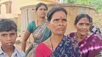 రాయదుర్గం: CM సార్, లోకేష్ సార్ బార్డర్ లో ఉన్నాం, బస్సు ఏర్పాటు చేయండి సార్ అంటూ వేడుకున్న కొత్తపల్లికుంట గ్రామస్తులు #localissue
