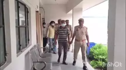 खलीलाबाद: तंत्र मंत्र और धोखाधड़ी का सहारा लेकर चोरी करने वाले गैंग का भंडाफोड़, 3 शातिर चोर गिरफ्तार, सामान व नगदी बरामद