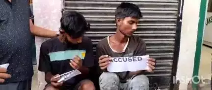 গুৱাহাটী: নুনমাটি আৰক্ষীৰ জালত ড্ৰাগছ সহ দুটা সৰবৰাহকাৰী, নুনমাটি টেম্পো ষ্টেণ্ডৰ পৰা আটক,জব্দ ৫৩.৪৯ গ্ৰাম ড্ৰাগছ