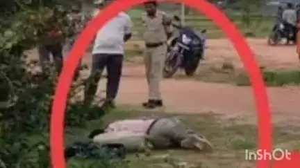 कटघोरा: बांकी मोंगरा में खून से लथपथ मिला युवक का शव, हत्या की आशंका, पुलिस मौके पर पहुंची