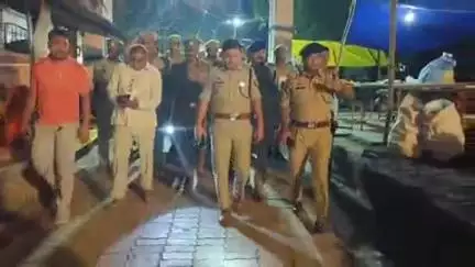 ज्ञानपुर: सीतामढ़ी में रामायण मेले का भव्य समापन, आस्था की भीड़ से पटा गंगा घाट