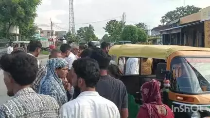 बाजपुर: रेंहटा में टेंपू और बाइक के बीच भिड़ंत, दंपती समेत 3 लोग हुए घायल